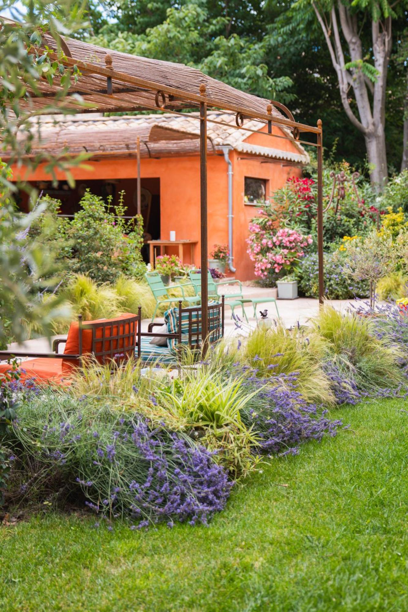 Bed and Breakfast Le Jardin Des Cordeliers Tarascon Exterior foto